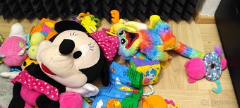 Mix hraček a plyšáků za symbolickou cenu - 4