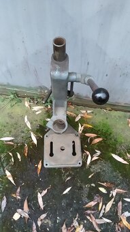 Stojan k vrtačce - 4