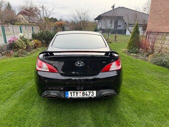 Hyundai Genesis Coupe 3.8 (2010) Track Edition 223 kW - 4