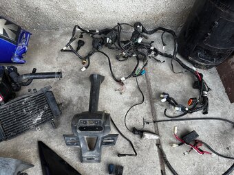 Díly Yamaha Yzf r125 - 4