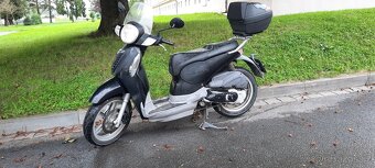 Aprilia Scarabeo 125 - 4