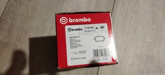 Prodám brzdové destičky brembo Audi a4 B8 - 4