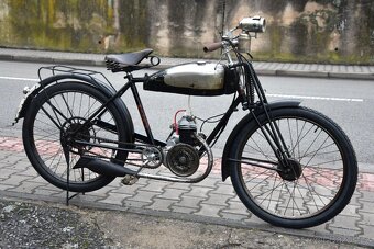 Předválečné motokolo Armor Paris - 4