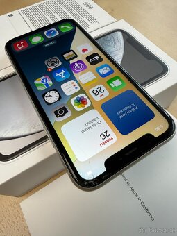 Apple iPhone XR 128GB White 128GB - 4