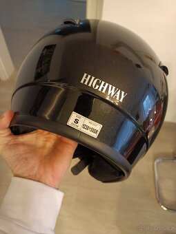 Helma na motorku - 4