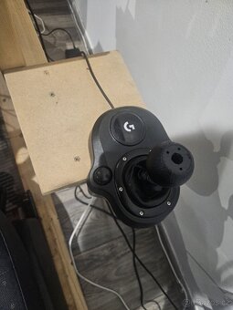 Volant Logitech G29 + ruční výroba kokpitu - 4