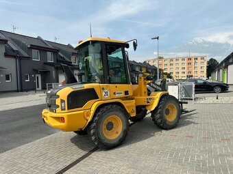 Volvo L30G - 4