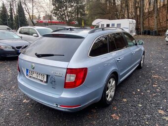Škoda Superb Combi 1.6 TDI 77kW klima xenon tempomat 2011 - 4