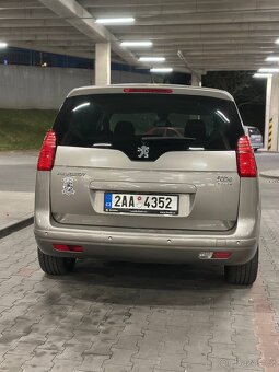 Prodám Peugeot5008 1.6 116kw - 4