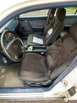 Mercedes C180 - 4