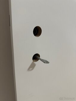 ZDARMA, ZA ODVOZ - Bílé dveře plné 60cm pravé - 4