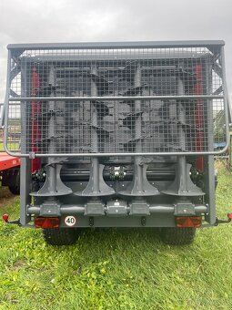 Rozmetadlo hnoje Metal-Fach 267 8t Hornet - 4