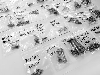 Tatra 57 sada šroubu - 4