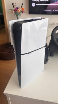 PlayStation 5 Slim + Logitech G29 + PlayStation VR 2 - 4