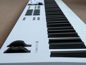 Prodám Arturia KeyLab Essential 88 Mk3 - 4