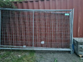 Betonové patky k mobilnímu plotu váha 32kg - 4