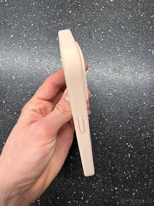 Nový růžový kryt na Iphone 15 PRO - 4