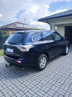 Mitsubishi Outlander 2.0 Mivec, benzín, 2 sady kol, tažné, n - 4