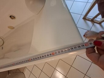 Prodám masážní vanu whirlpool Ravak - 4