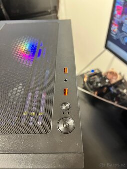 Herní pc Ryzen 5, 16GB DDR4, m.2 SSD+ HDD, RX 470 4GB Win 11 - 4
