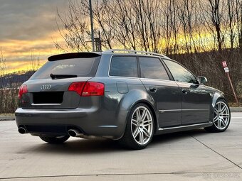 AUDI RS4 B7 4.2 V8 Quattro - 4