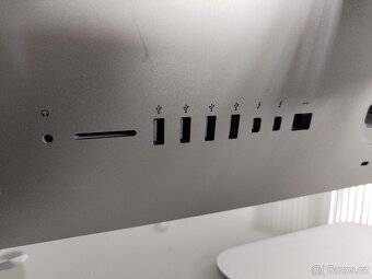 iMac (21.5-inch, late 2015) 8GB RAM, 1T HDD - 4