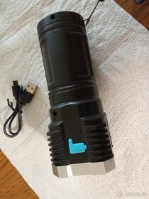 Svítilna 4 LED - 4