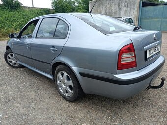 Škoda Octavia 1.6 benzin - 4