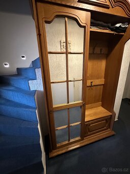Rustikální předsíňová stěna s věšákem a zrcadlem - 4