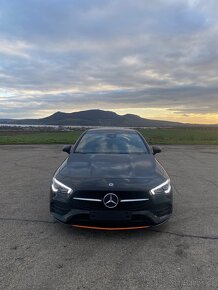 Mercedes Benz CLA edition orange - 4