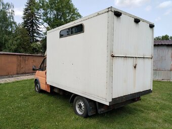 Ford Transit 2.5D. Přepravník koní - 4