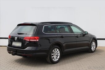Volkswagen Passat 2.0 TDI 140kW DSG 4MOTION (2019) - 4