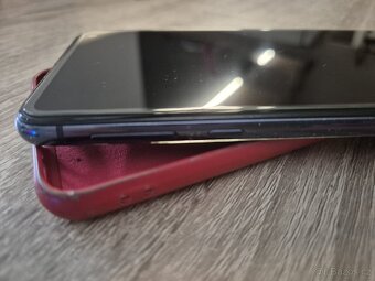 Samsung Galaxy S10e - 4