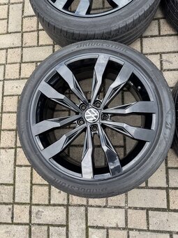 ORIGINÁL Alu Volkswagen SUZUKA R19, 5x112 - TOP STAV - 4