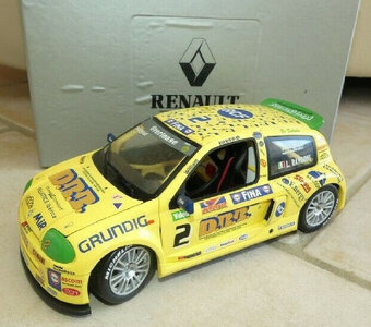 1:18 Renault Clio Trophy 2000 gelb Universal Hobbies - 4