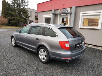 Škoda Superb 2.0 TDI kombi DSG bez koroze - 4