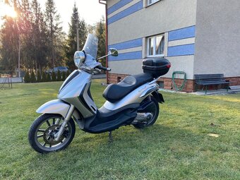 Piaggio Beverly 250ie Tourer - 4
