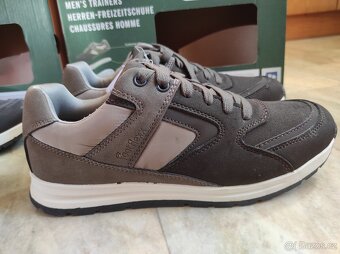 2 páry nových chlapeckých tenisek vel. 41 - 4