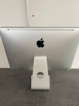 Apple iMac 21.5" – i3 / 4 GB RAM / 500 GB HDD - 4