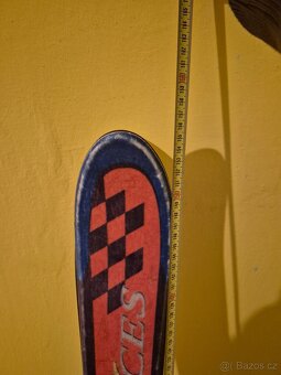 Prodám sjezdové lyže Fischer, lyžáky, hůlky - 4