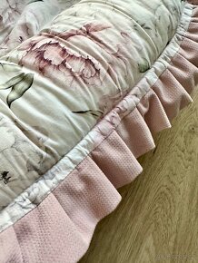 Velké hnízdečko, zavinovačka a polštářek - 4