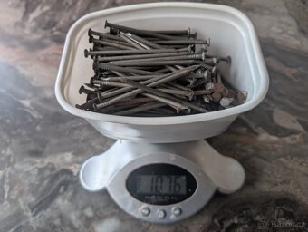 Stavební hřebíky 90 mm a 70 mm – 100 Kč - 4