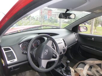 Hyundai i20 1.2 57kW,r.v.2011 - 4