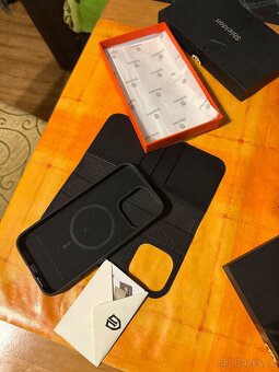 Nový kožený kryt na IPhone 16Pro Max - 4