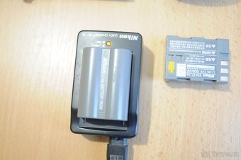 NIKON D300s s příslušenstvím - 4