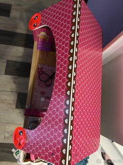 Domeček pro panenky - 4