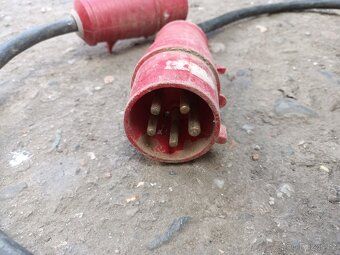 Prodlužovací kabel 380V - 4