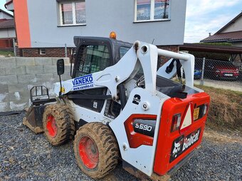 Smykem řízený nakladač Bobcat S 590 - 4