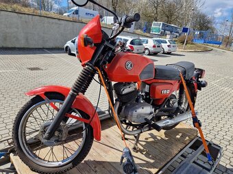 moto ČZ 180 - 4