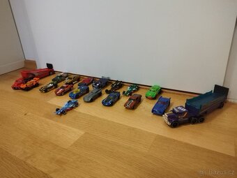 Hotwheels - 4